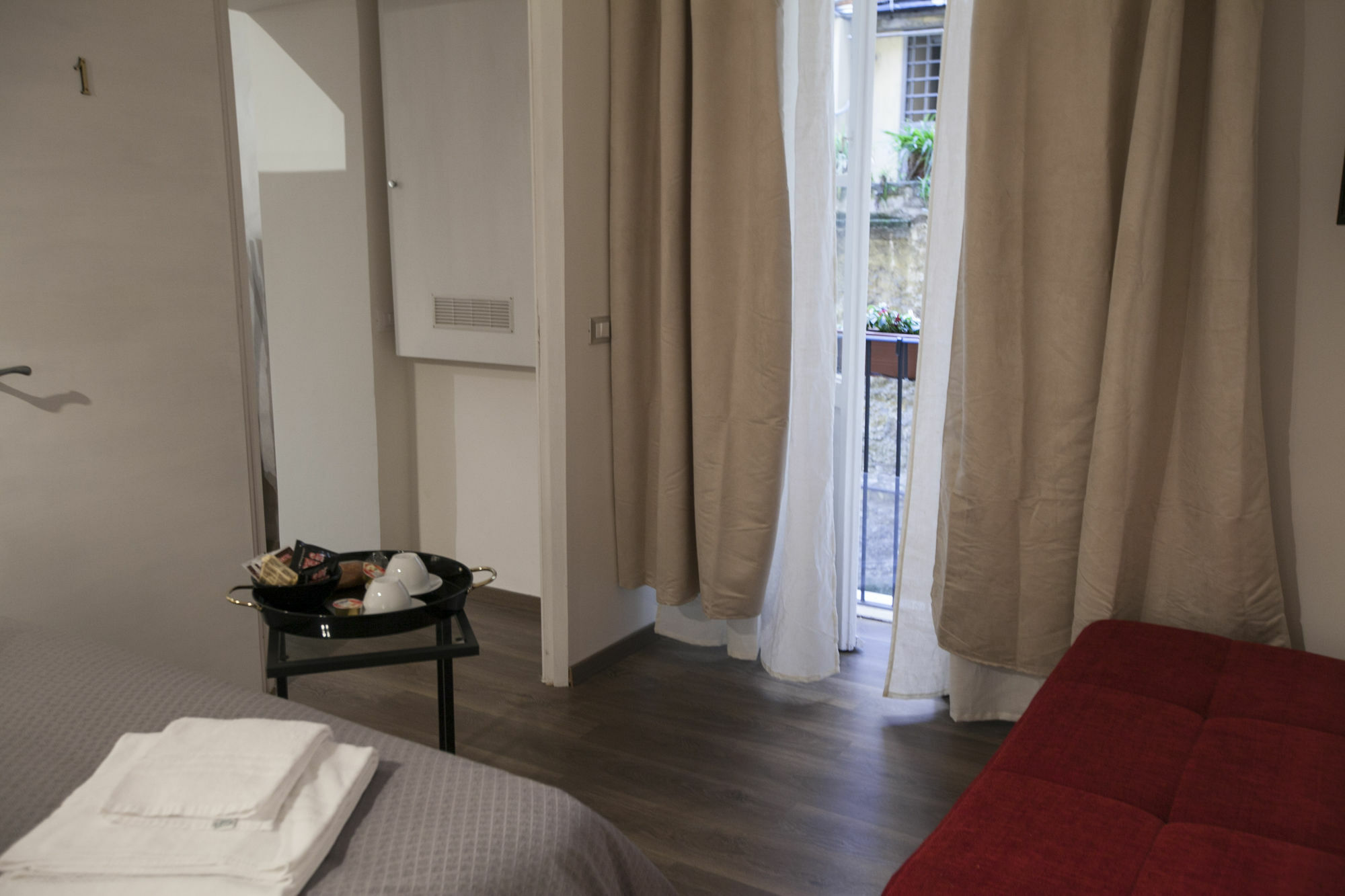 Marcelina Vaticans Rooms Rome Bagian luar foto